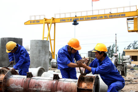 Nhu cầu thực tế cho thấy lượng người tìm kiếm địa chỉ bán mũ bảo hộ lao động ở Hà Nội là rất lớn